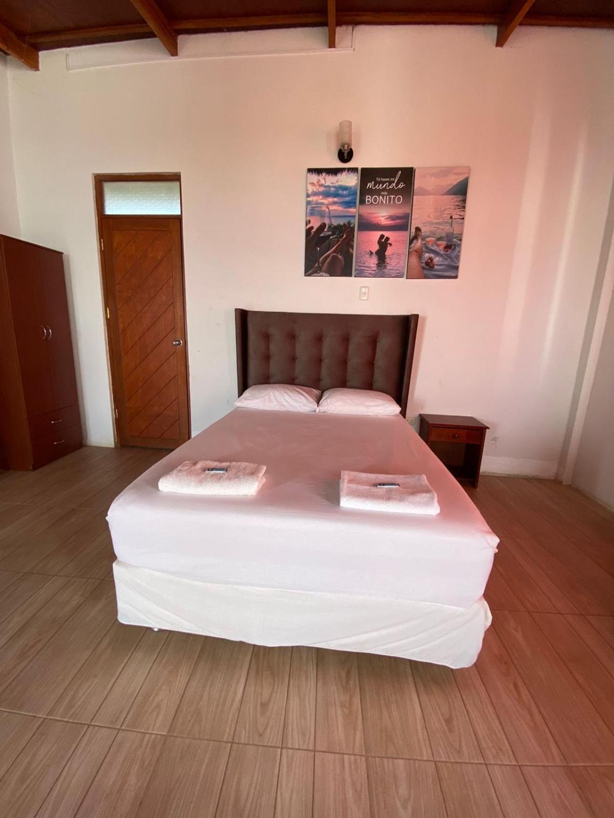 Mangata Hotel โลบิโตส ภายนอก รูปภาพ